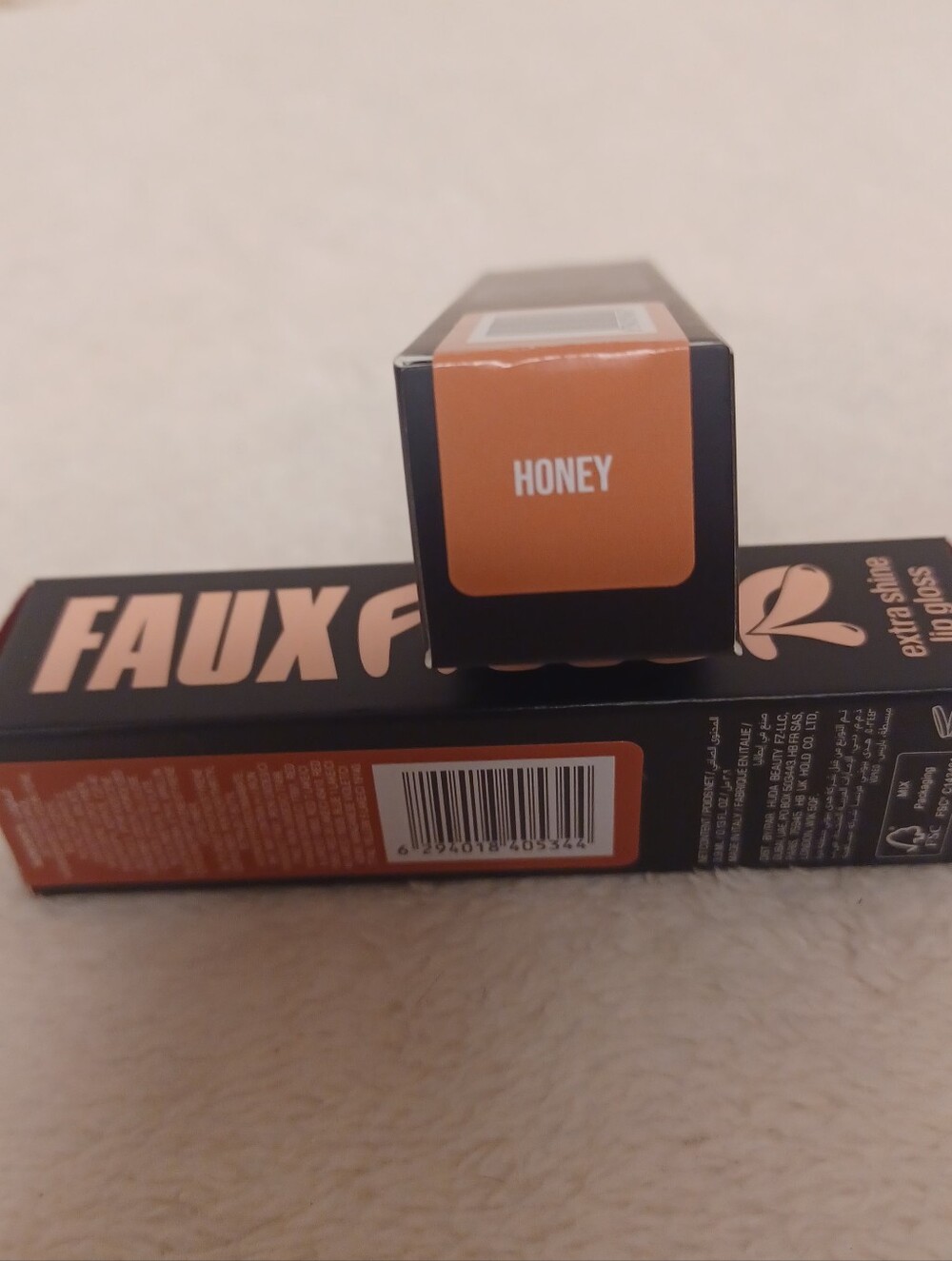 Huda Beauty FauxFiller Lip Plumper Gloss High End Makeup Bundle — Foxy And Honey - Picture 4 of 4